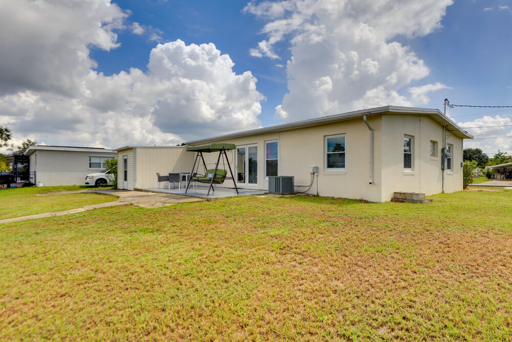 Pet-friendly Port Charlotte Home w/ Canal Access! view 2