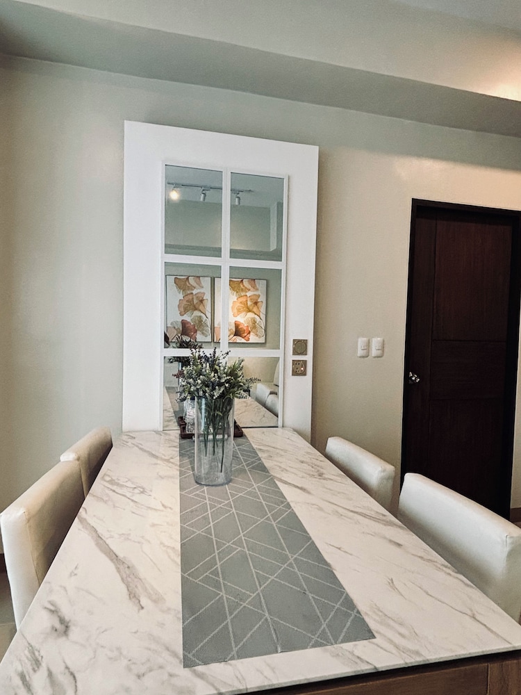 Modern Minimalist Paradise