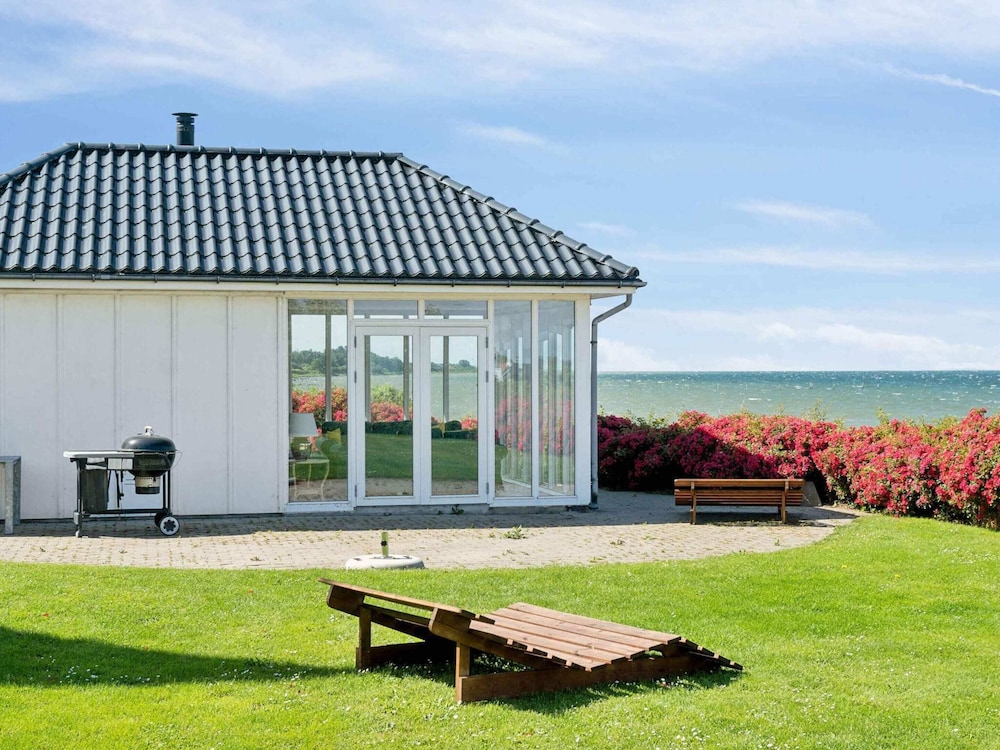 5 Star Holiday Home in Tranekaer