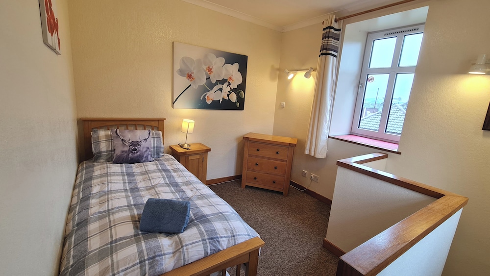 Darwin Cottage Self Catering in Elgin
