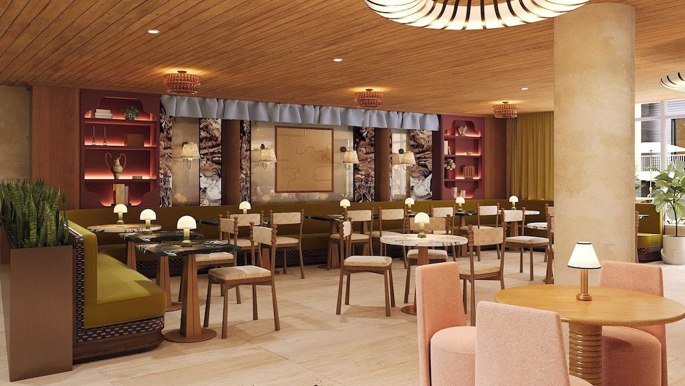 4 King Suites Resort-style Amenites w/ Pool, Bar, Dining, Terrace The Code by Avantstay