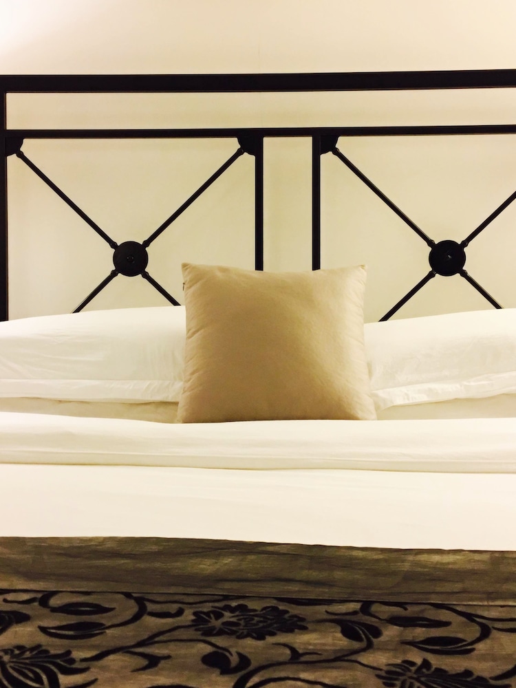 Humble Inn Boutique Residence