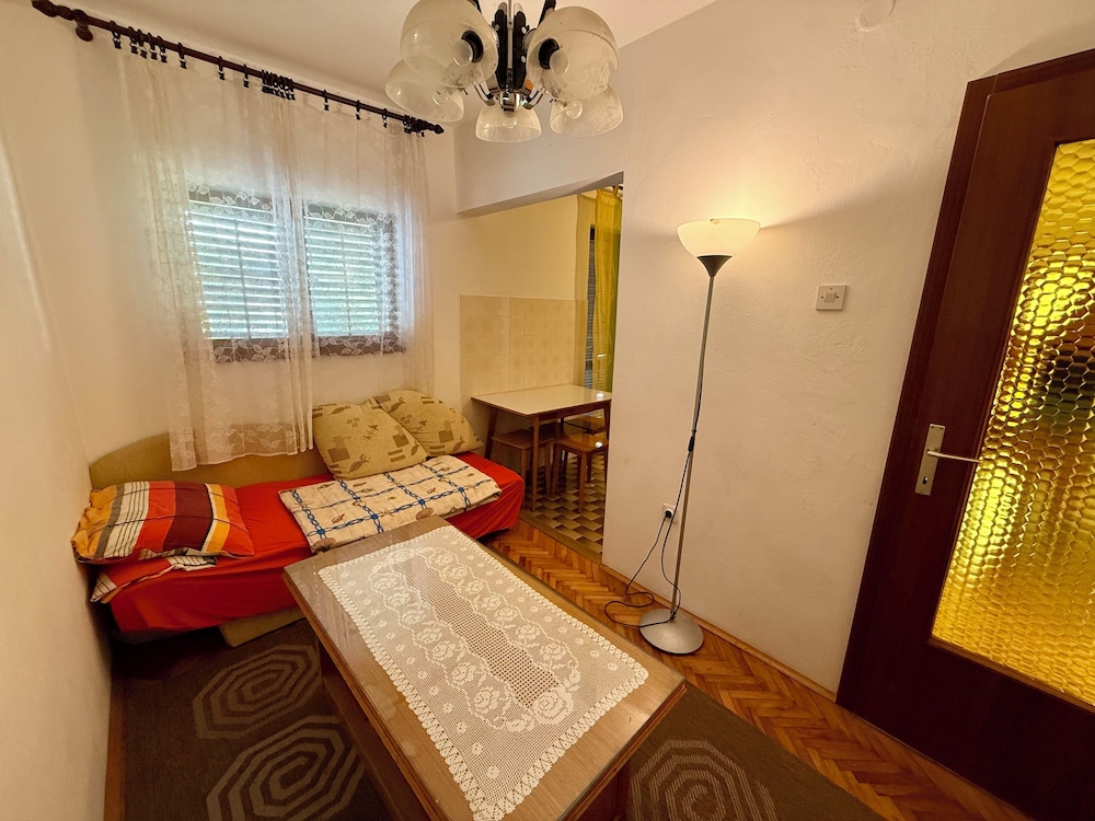 Apartment Višnja