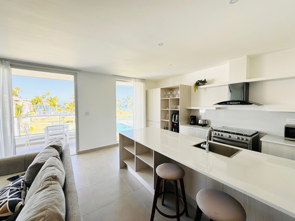Playa Palmera Beach Front Apartments