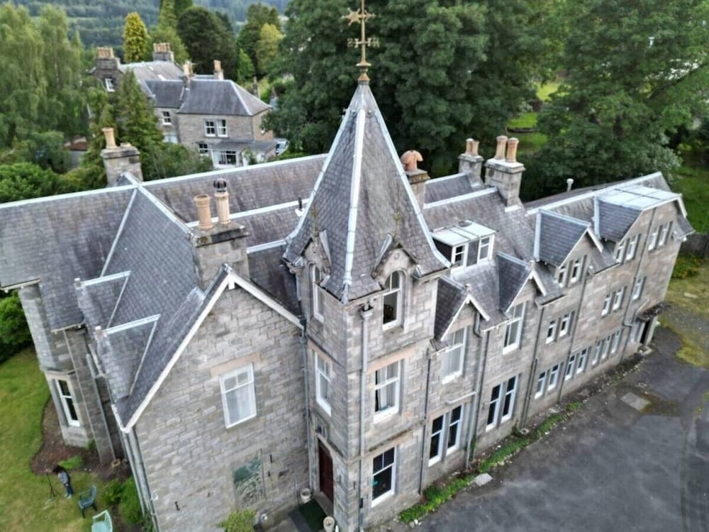 Wellwood Manor Guest House