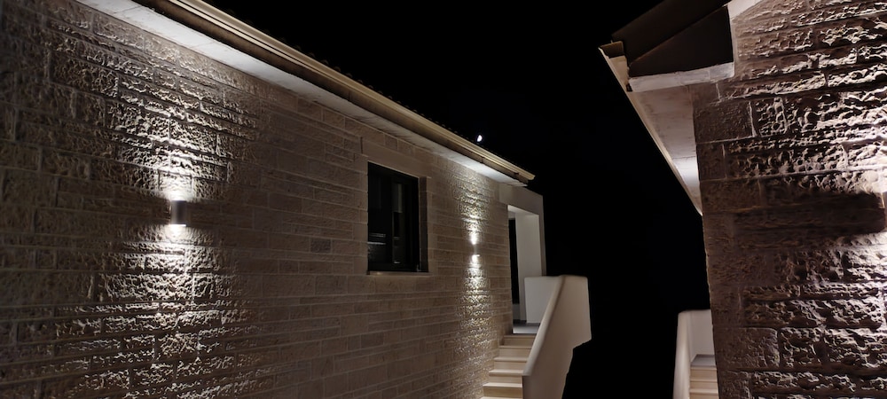 LefkoParga luxury Suites photo 4