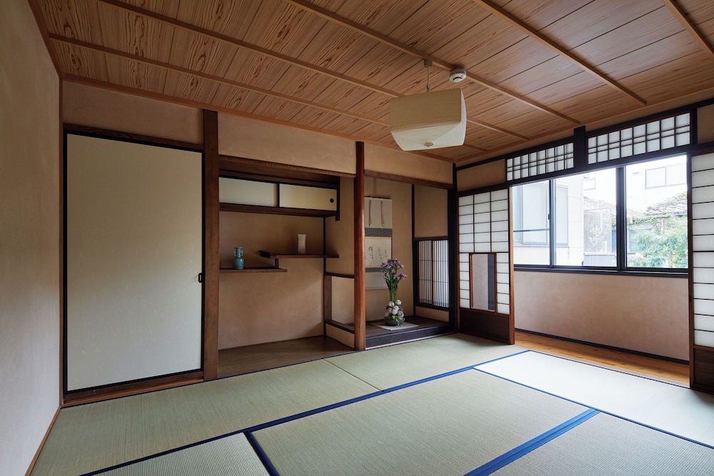 Miro Shijo Kawaramachi Tei