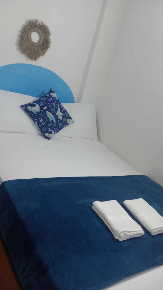 HOSTAL OCEAN BLUE