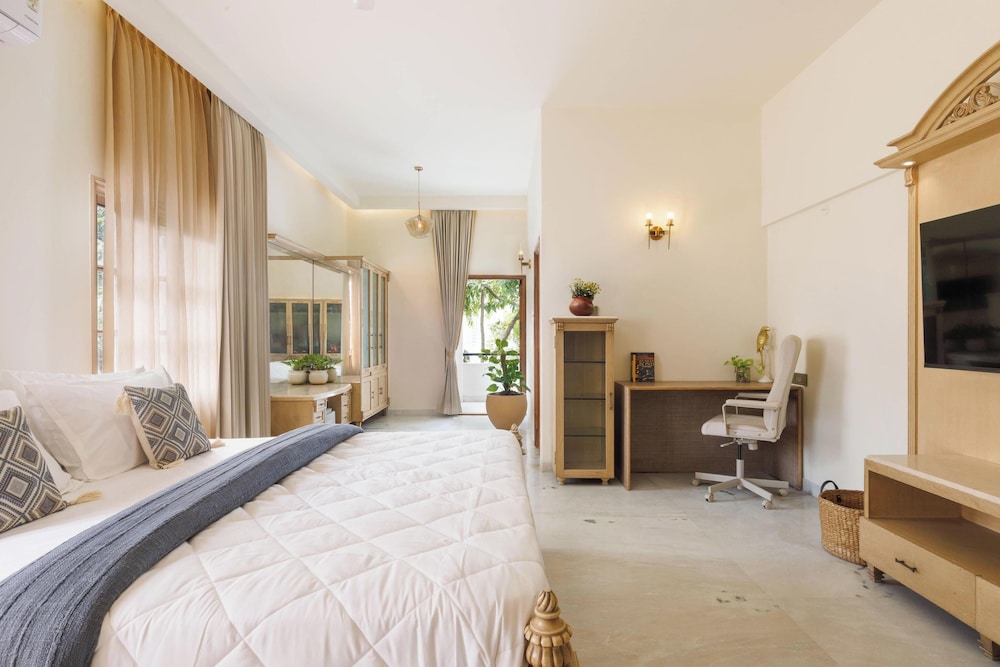 Westend Apartment by Redolive Racecourse Rd 3bhk
