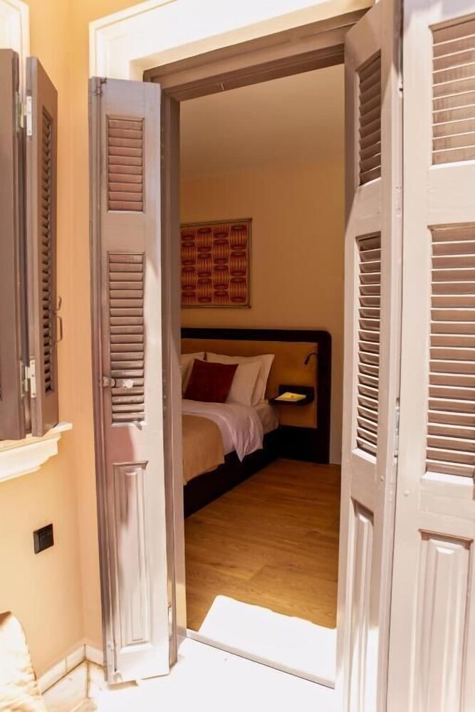 Epitome Suites
