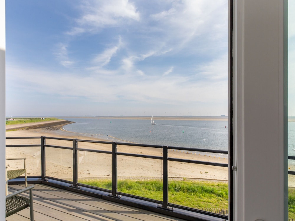 Lush Apartment With Water Views view 5