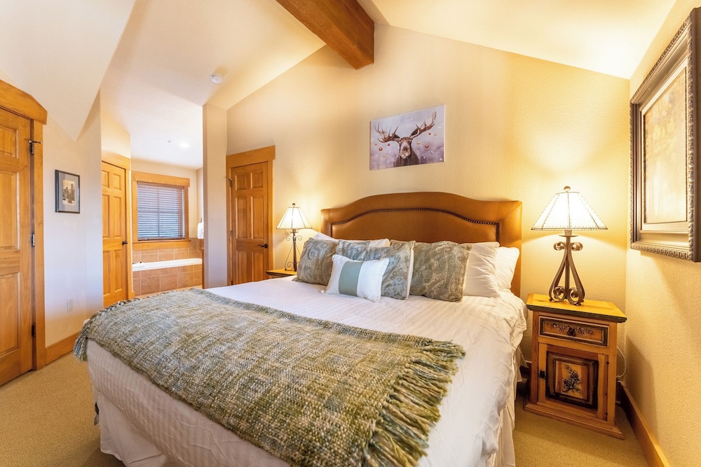 Elk Run Villas #9576