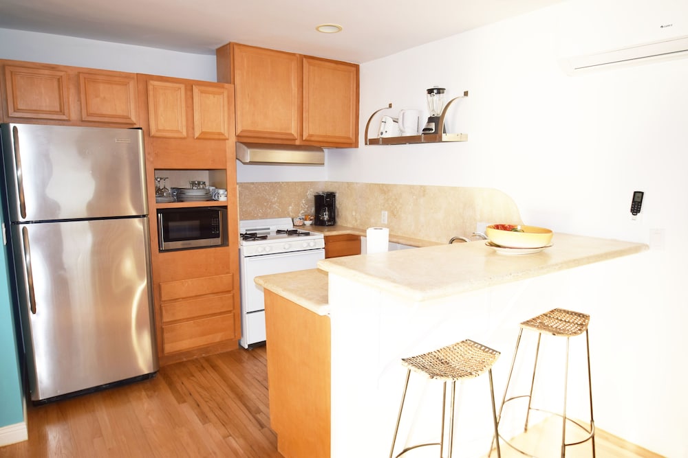 Malibu Beach Paradise Apartments