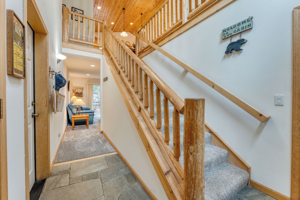 Tahoe Vista by Avantstay Central Location + Patio