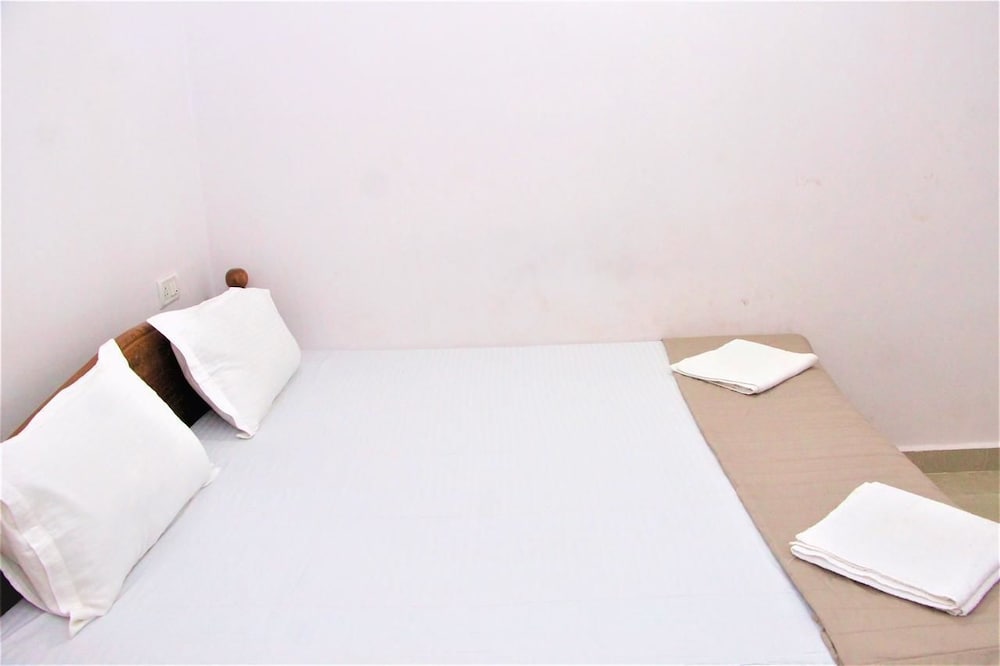 Fig Fin Beach Resort