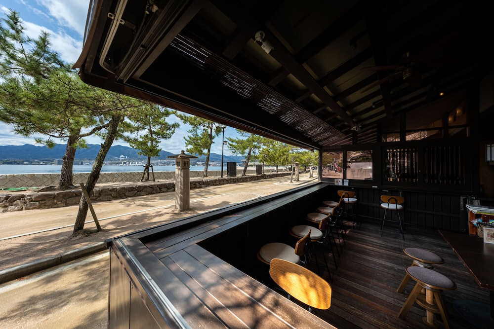Miyajima Kinsuikan