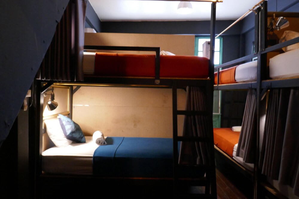 2Street Hostel at Surathani - Adults Only view 4