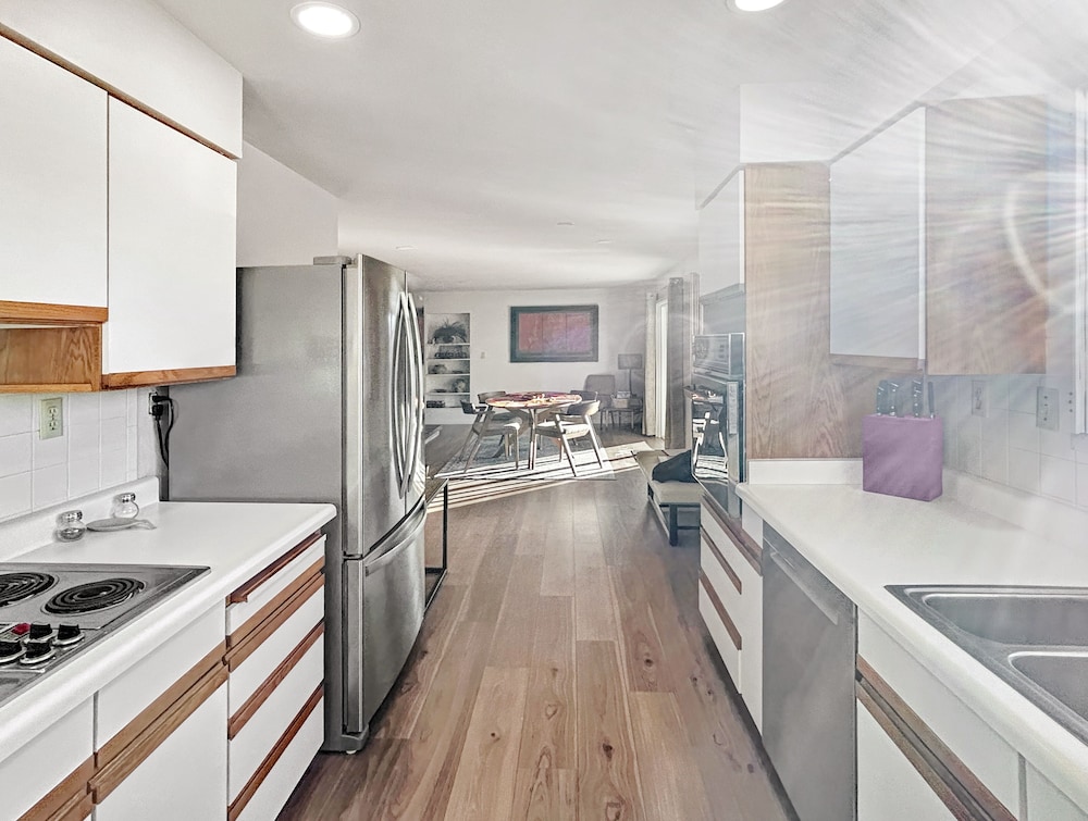 Retro Retreat A 60's Time Capsule 3 Bedroom Home
