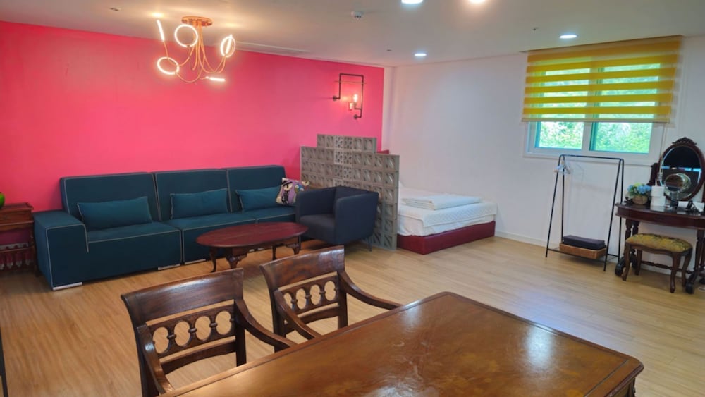 Hongcheon The Odin Pension view 3