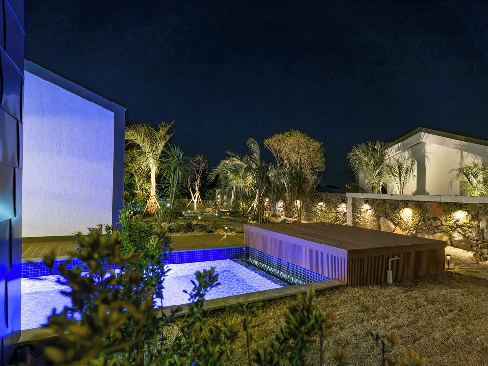 Gobajinin Private Pool Villa