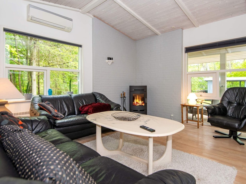 6 Person Holiday Home in Glesborg view 5