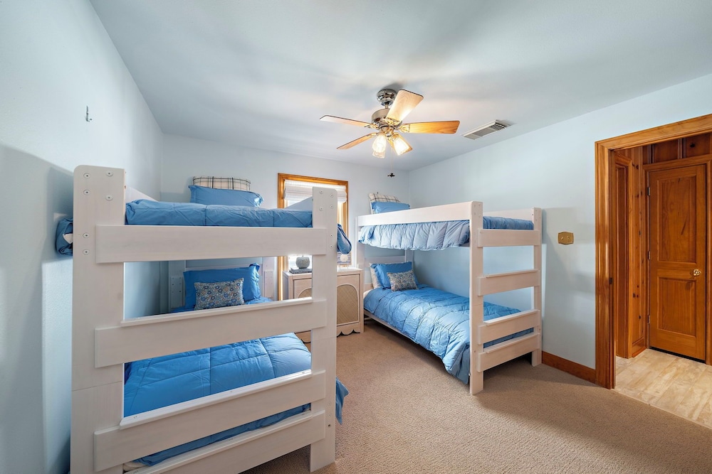 Reelview by Ryson Vacation Rentals