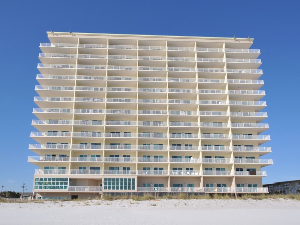 Hotel Crystal Shores by Wyndham Vacation Rentals - Image 1