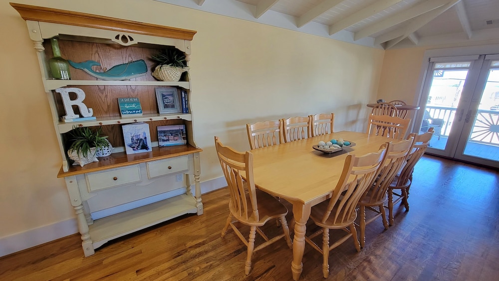203 Butler Avenue by Tybee Vacation Rentals