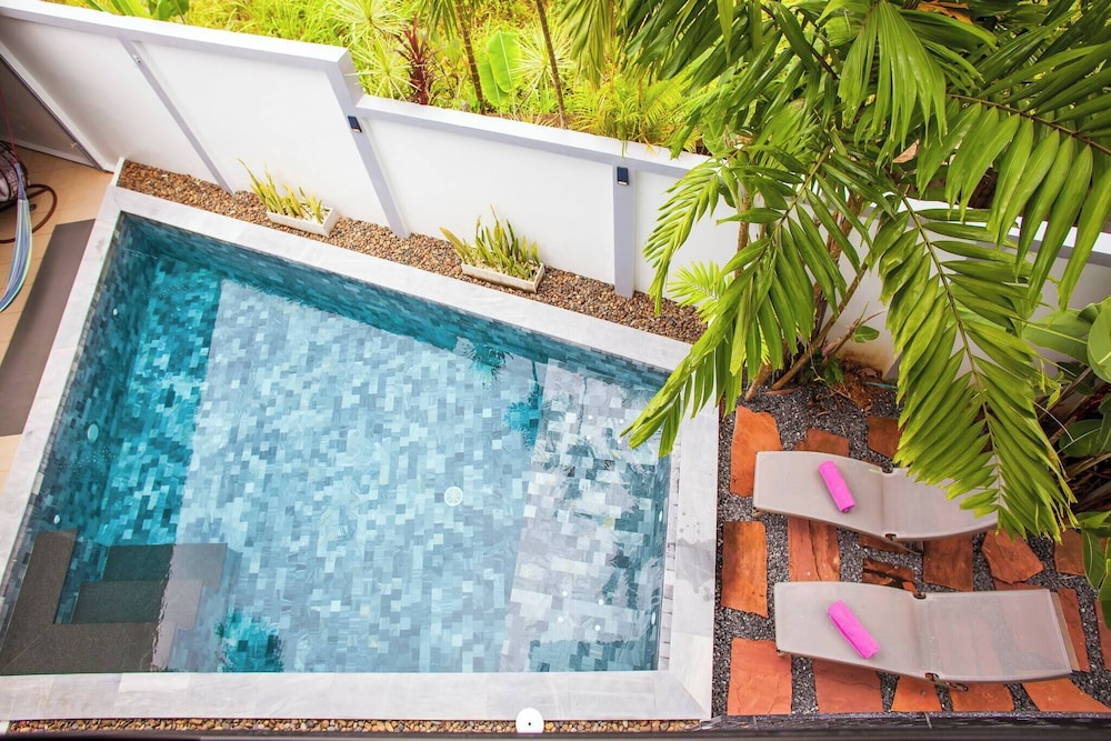 150 m From a Paradise Beach 3 Bedrooms Pool
