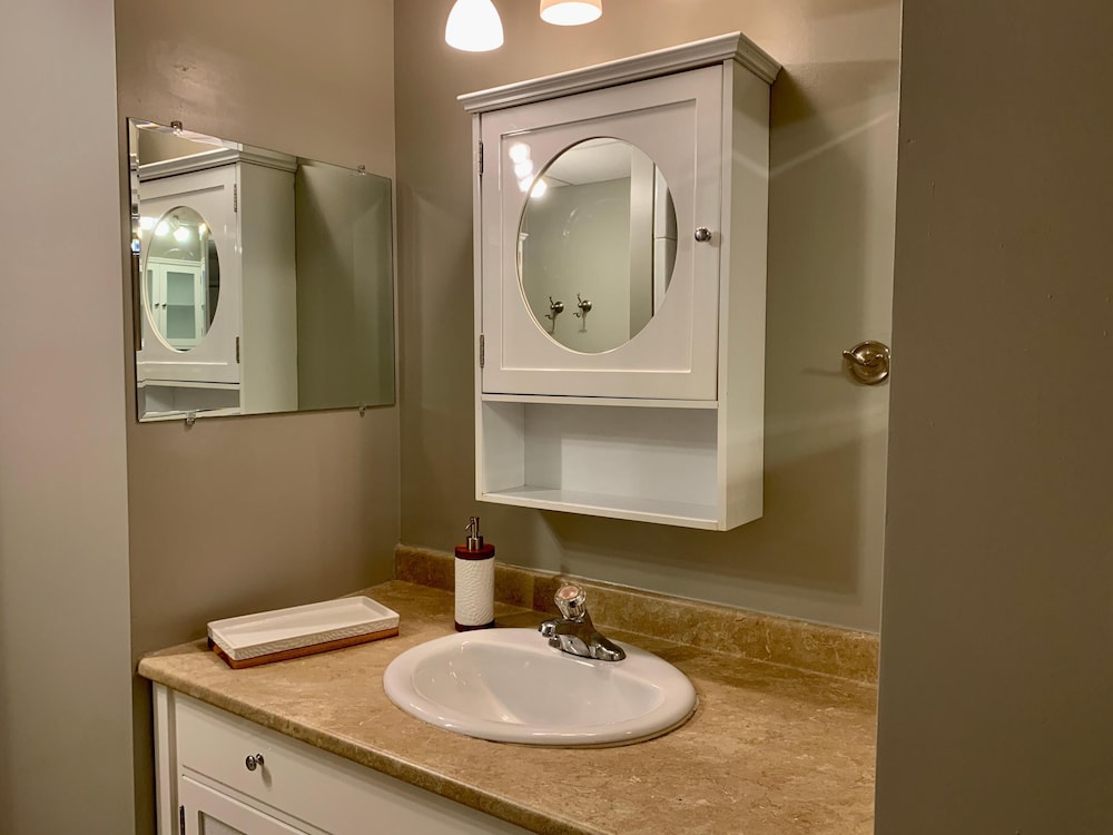 Hiltz House Suite Near Halifax Ferry