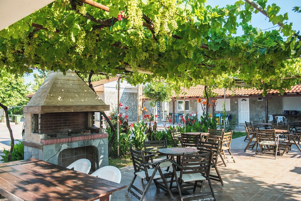 Santa Rosa Hotel & Beach photo 4