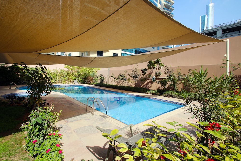 Kennedy Towers - Emerald Residence