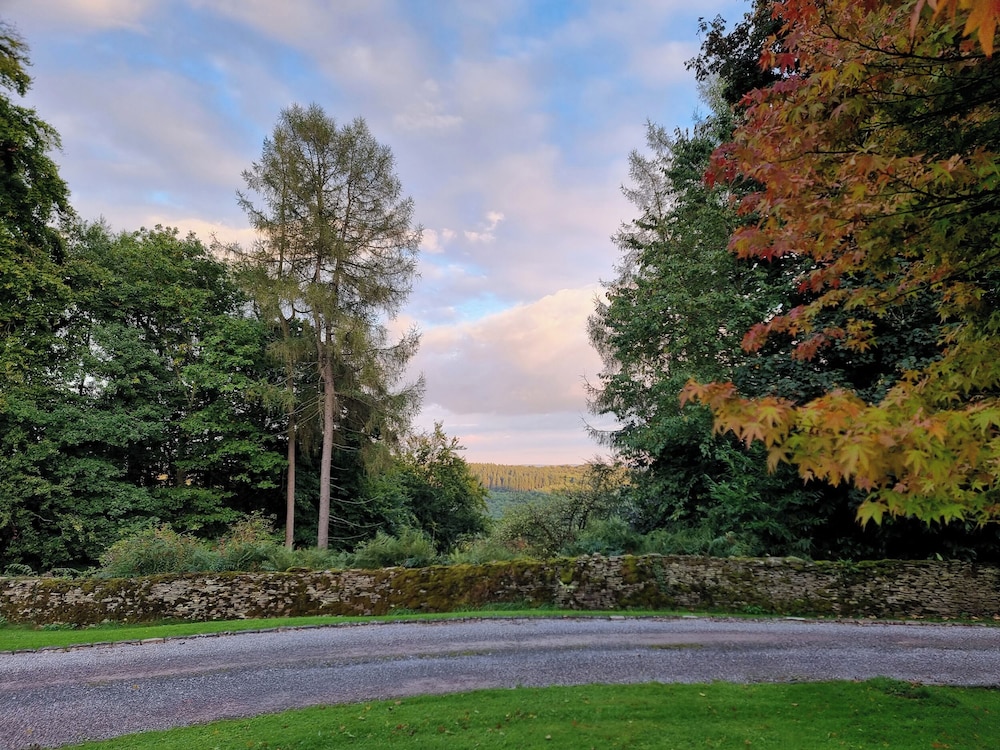 Danby Lodge