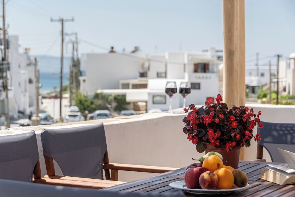 Naxian Queen Luxury Villas & Suites