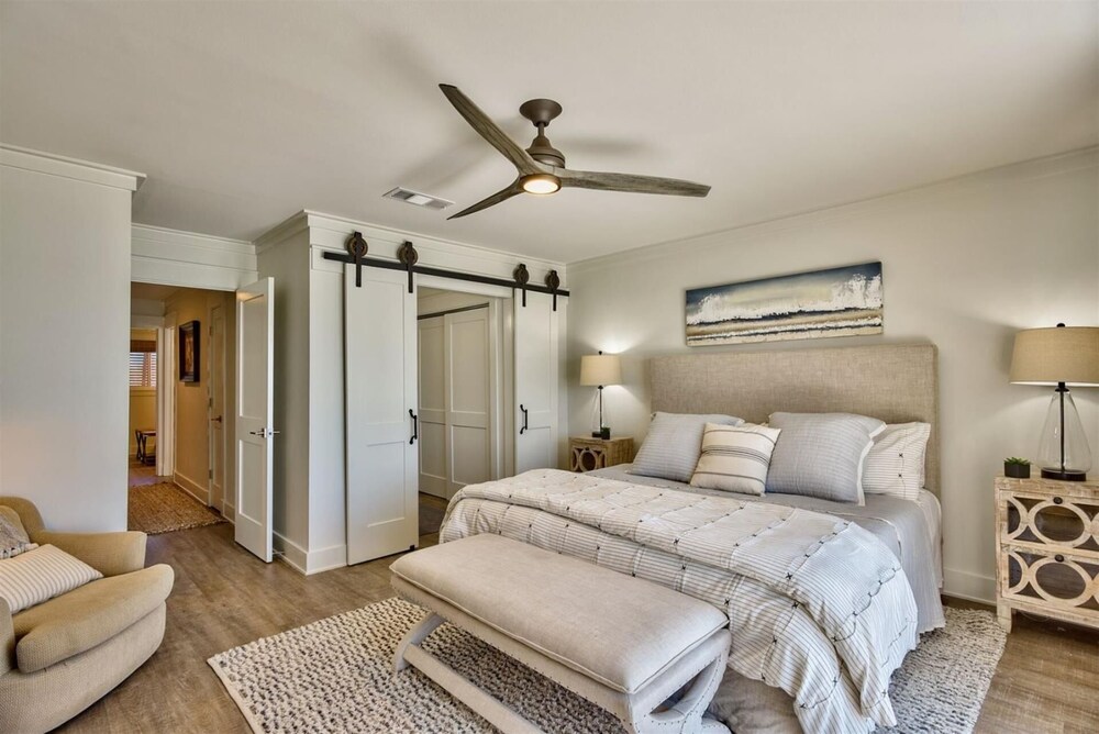 Beachfront Townhome in Seacrest + Free Tickets: Bikes, Dolphin Cruise & More!