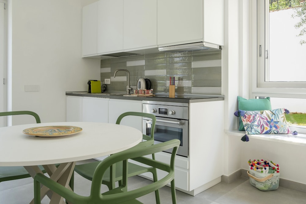 Addaura Marina Apartment by Wonderful Italy