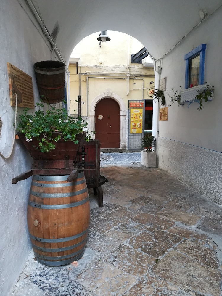 B&B La Finestrella view 3
