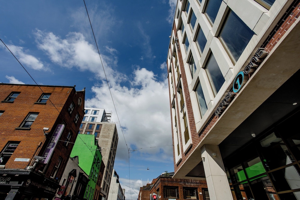Motel One Dublin 8