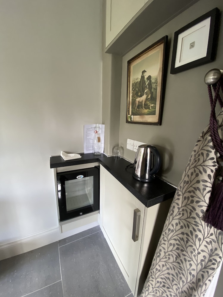 Downton Lodge Country B&B