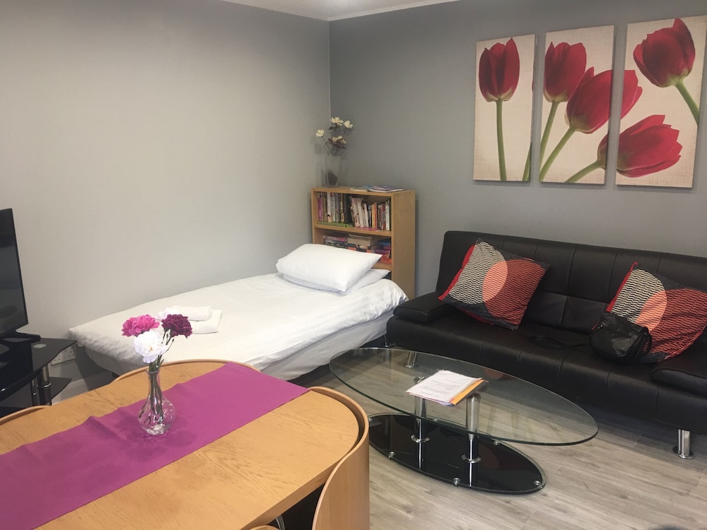 Glasgow Charing Cross Apartments