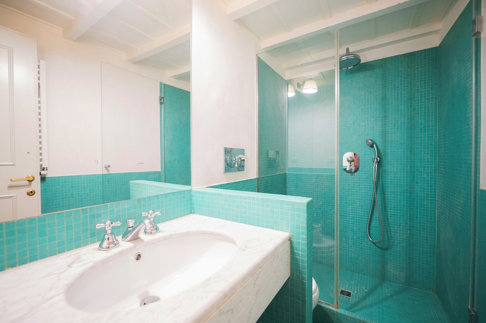 Campo De' Fiori Apartments