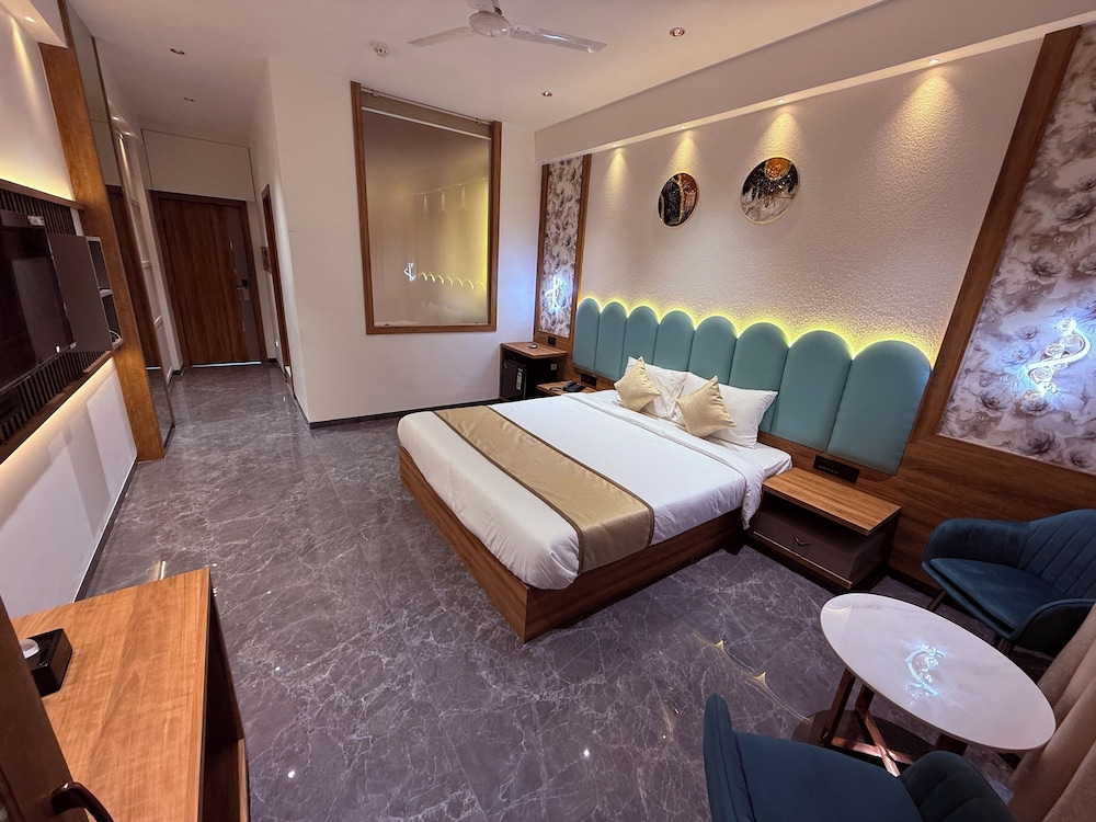 Hotel Stellar Suites Dombivali