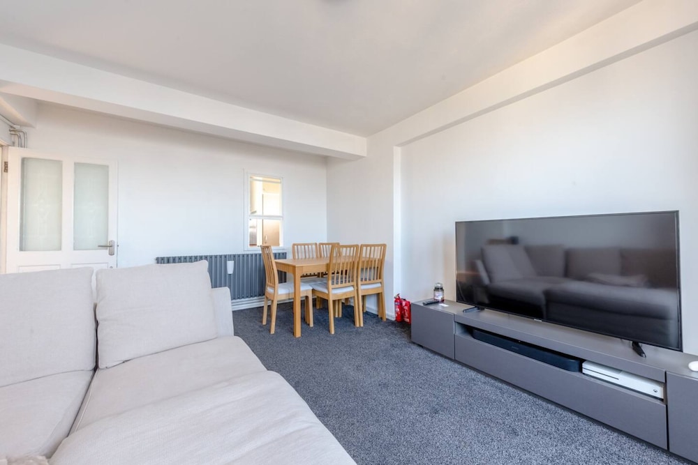Scenic and Unique 2 Bedroom - Hackney Central