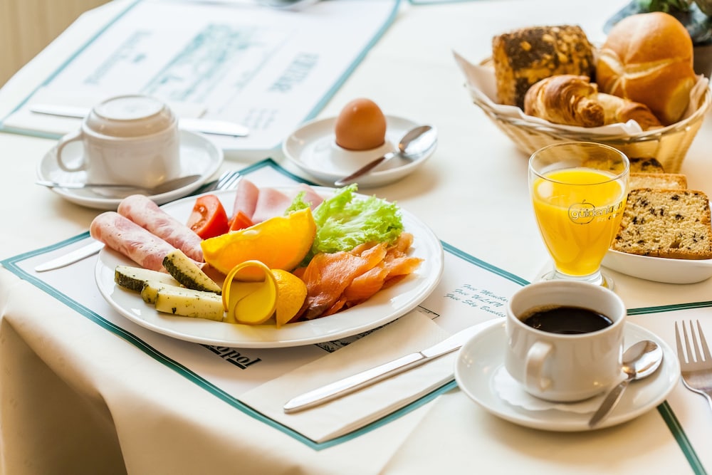 Frankfurt Vacations - Hotel Monopol - Property Image 7