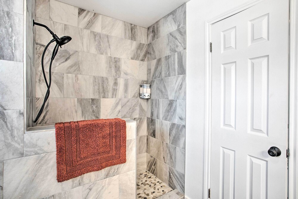 Lakefront Frankston Home w/ Guest Studio! - Property Image 38
