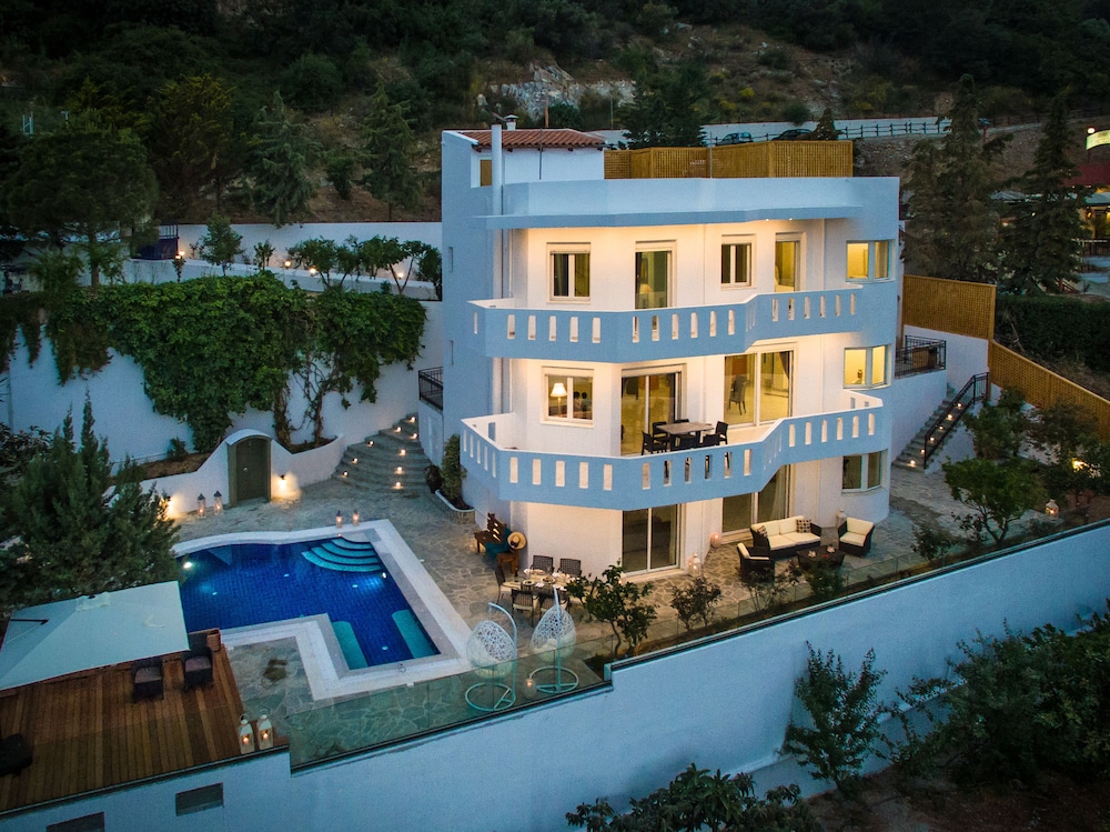Villa Artemis, Wine Dark Sea Villas