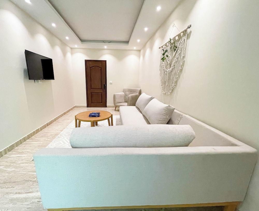 Settle Inn Al Rehab City A
