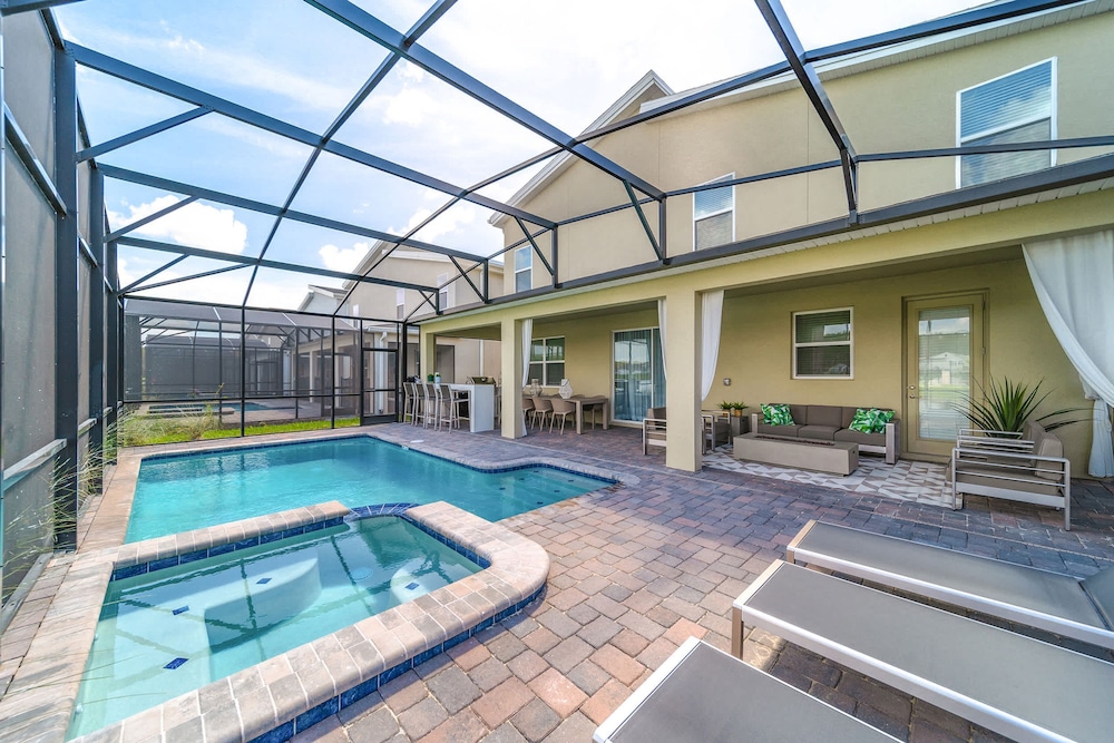 Themed 9BR Retreat Pool Soccer Fun