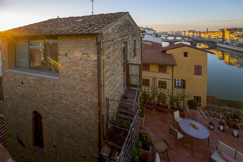 Torre Mannelli Suites