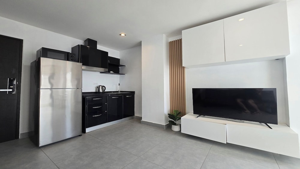 Big Buddha View Apt-1BR T1-306